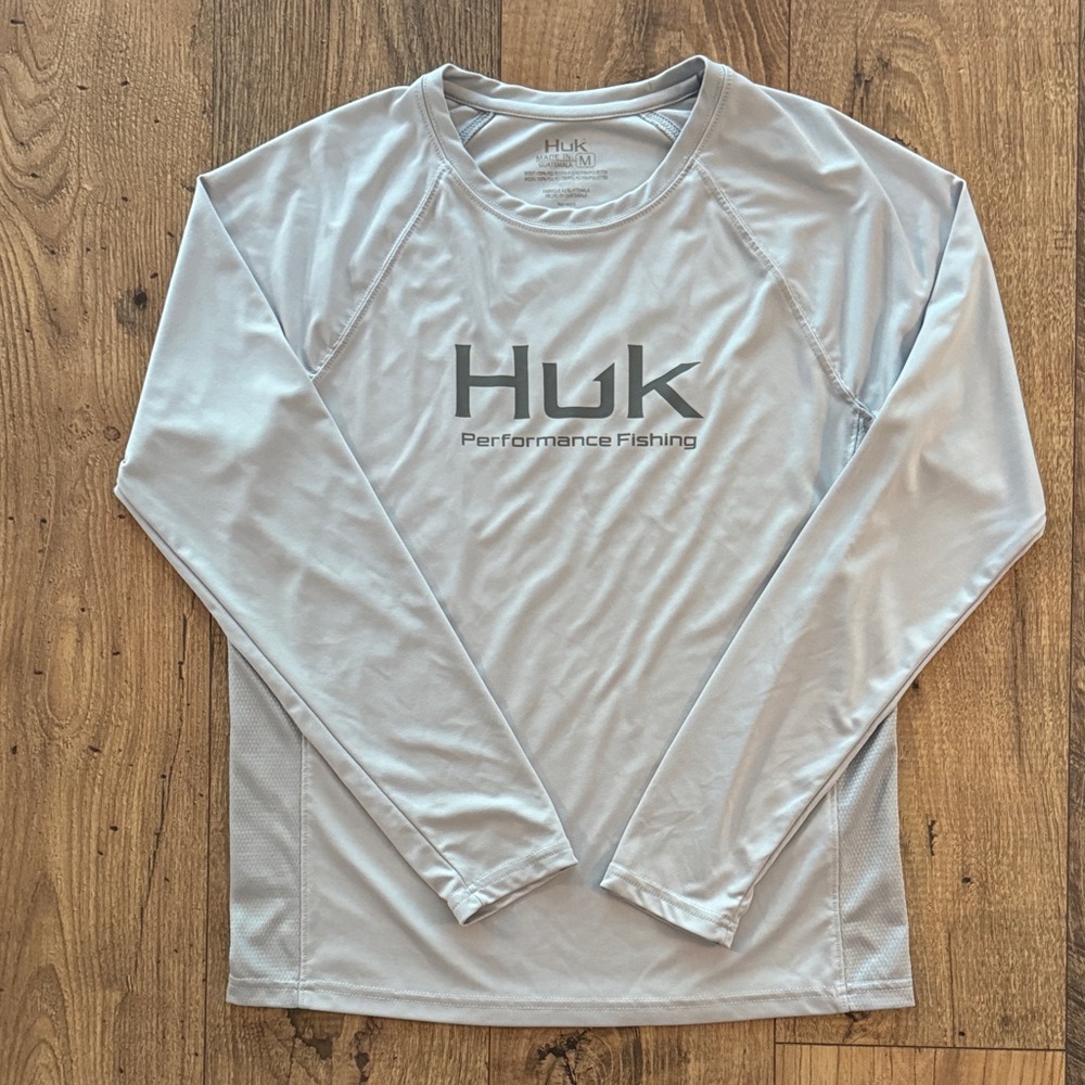 Huk Women's Grey Performance Shirt
